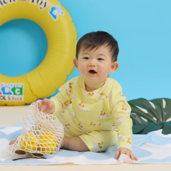 ชุดว่ายน้ำผ้าอ้อมในตัวลาย Duck / Swim Diaper Duck Swimsuit Yellow