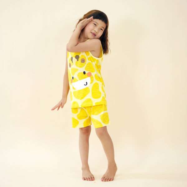 เสื้อกล้ามเด็กและกางเกงขาสั้น Yellow giraffe