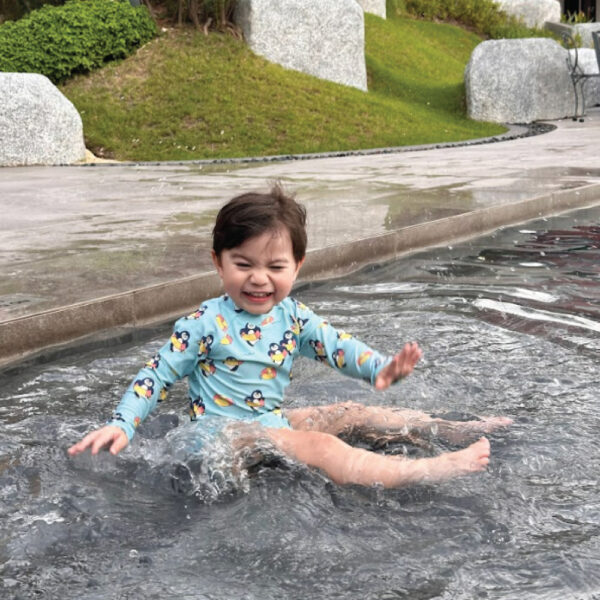 ชุดว่ายน้ำผ้าอ้อมในตัวลาย Penguin Baby rash Panty (cap/top/panty/pants)