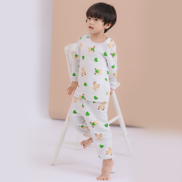 ชุดนอนเด็ก เนื้อผ้าอบอุ่น thermal love bear (green)