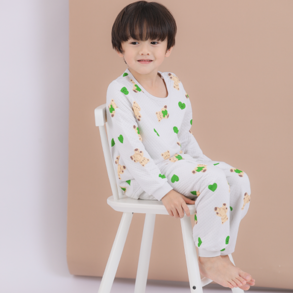 ชุดนอนเด็ก เนื้อผ้าอบอุ่น thermal love bear (green)