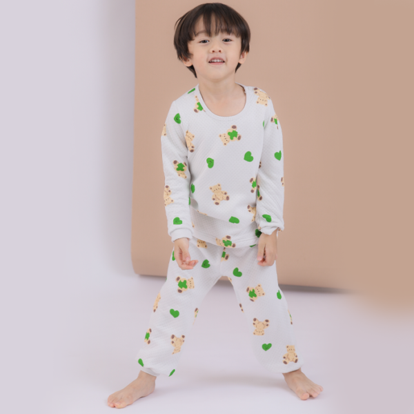 ชุดนอนเด็ก เนื้อผ้าอบอุ่น thermal love bear (green)