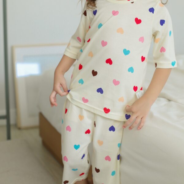 เสื้อผ้าเด็ก ชุดความยาว7ส่วน Colorful Heart