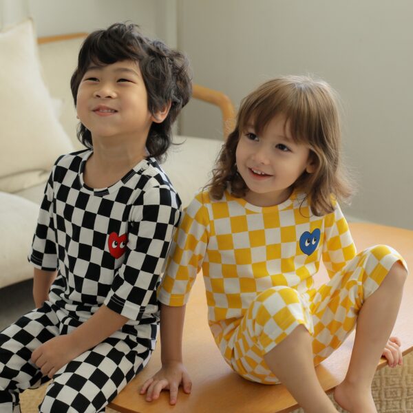 เสื้อผ้าเด็ก ชุดความยาว7ส่วน Square Label (Yellow)