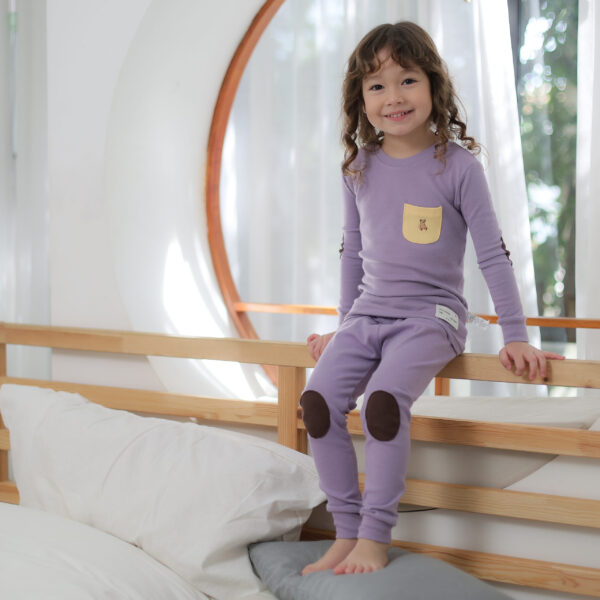 ชุดนอนเด็กแขนยาวขายาว 23fw/Pocket Bear (Purple)