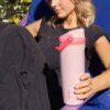 th-11134208-81zth-mlhhq15i9pmqee แก้วน้ำเก็บความเย็น Owala Freesip Sway (30oz.)